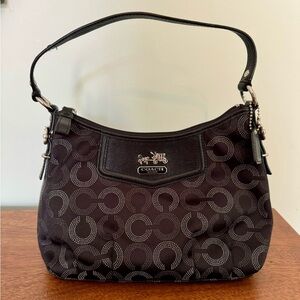 2000s Coach logo shoulder bag